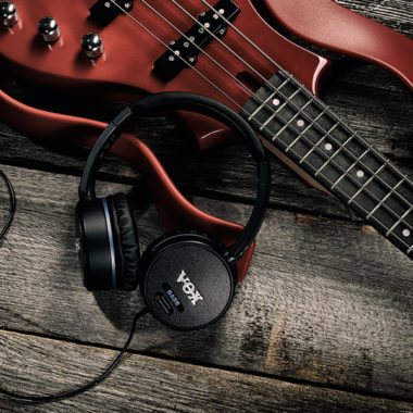 Headset for shop bass guitar