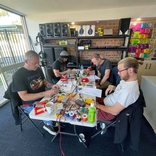 Beginners Pedal Building Class (Penrith)